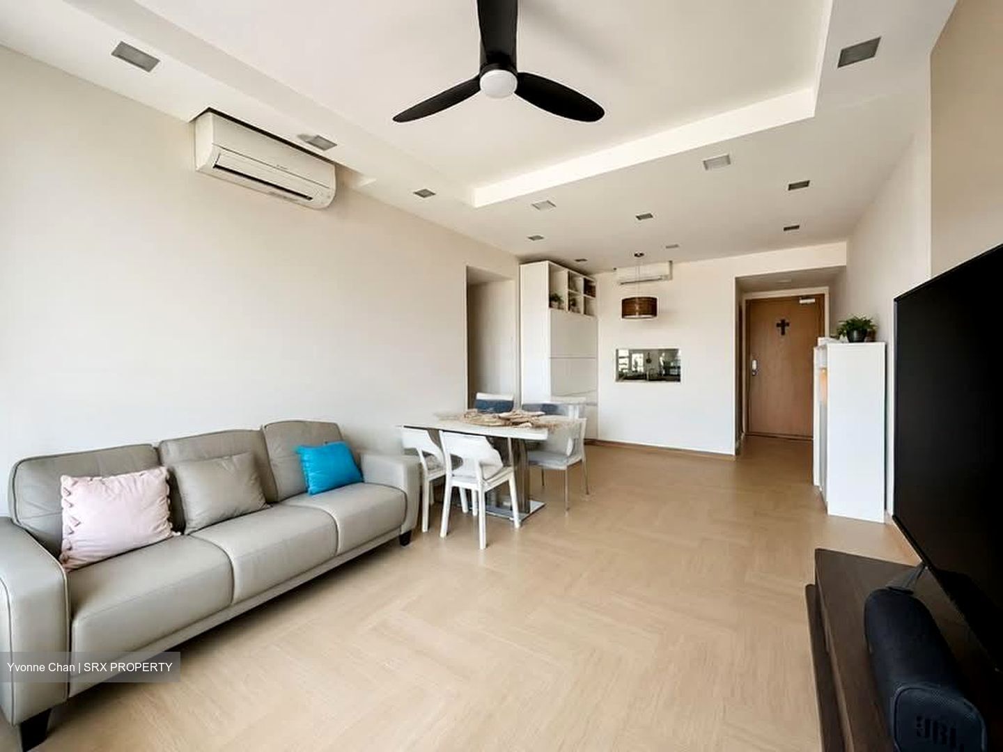 Hillview Regency (D23), Condominium #600185281